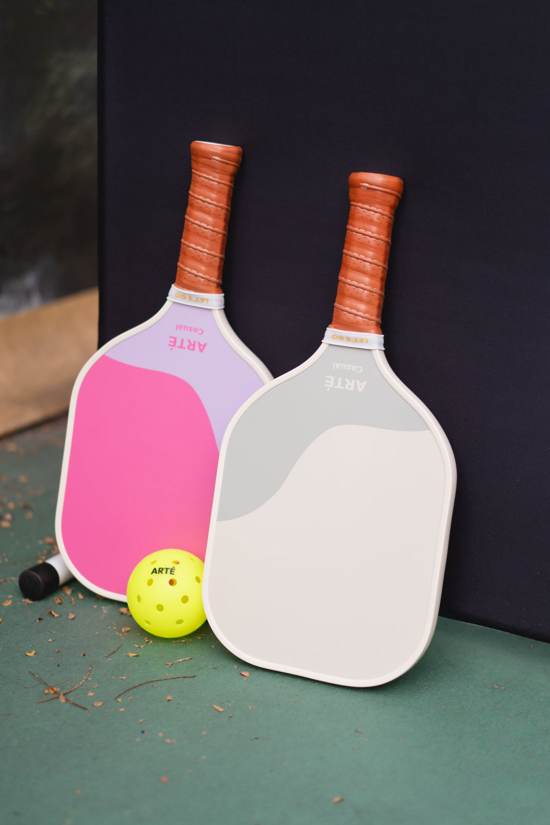 Can you play pickleball with 2 players?